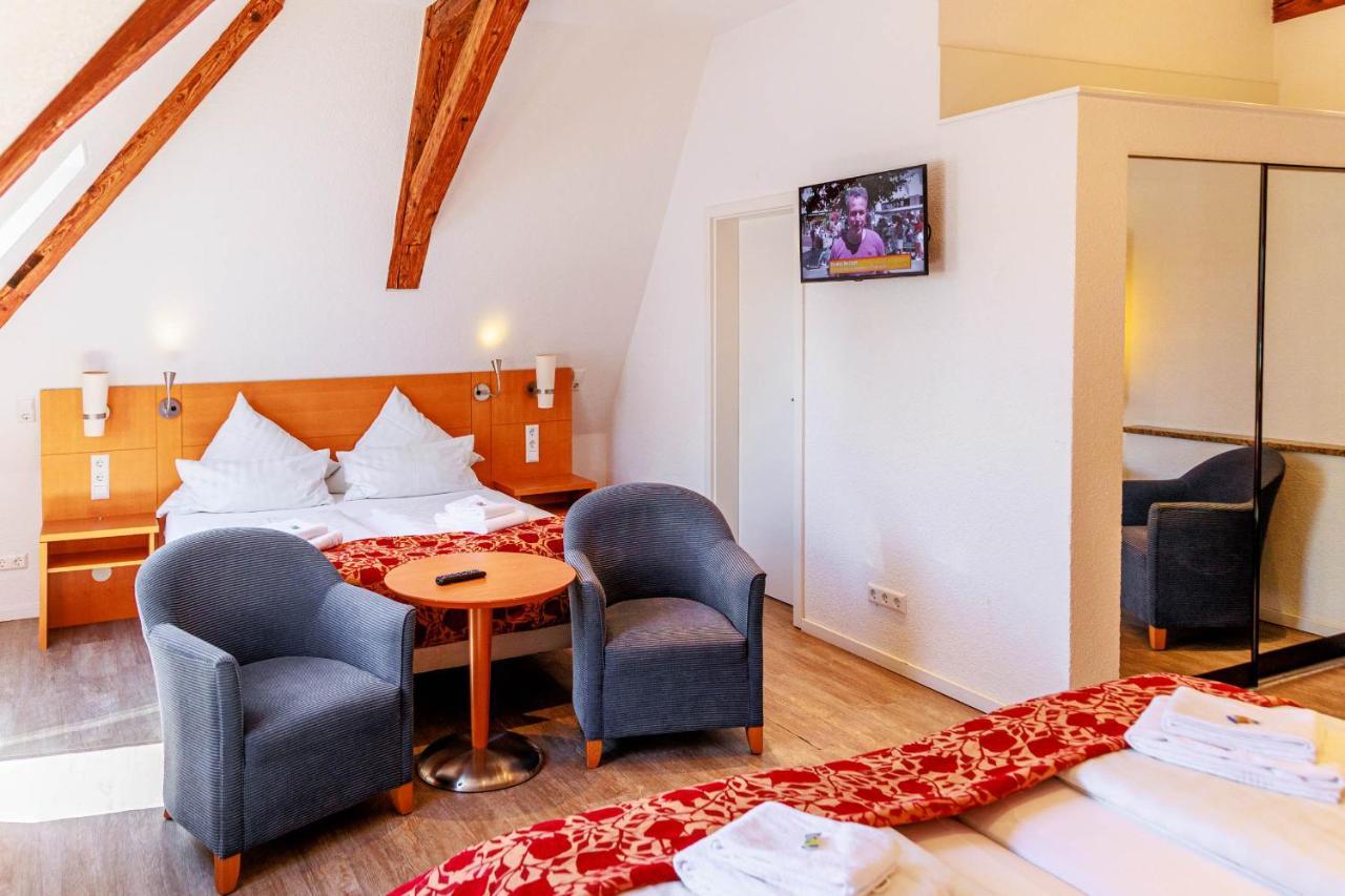 Bodensee-Hotel Kreuz Ульдинген-Мюльхофен Экстерьер фото