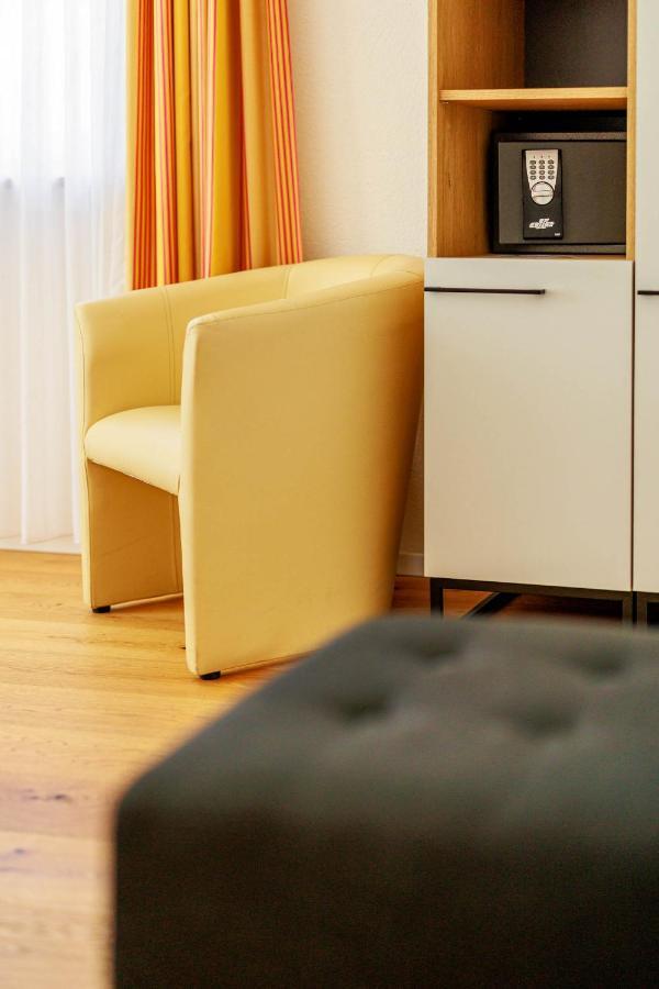 Bodensee-Hotel Kreuz Ульдинген-Мюльхофен Экстерьер фото
