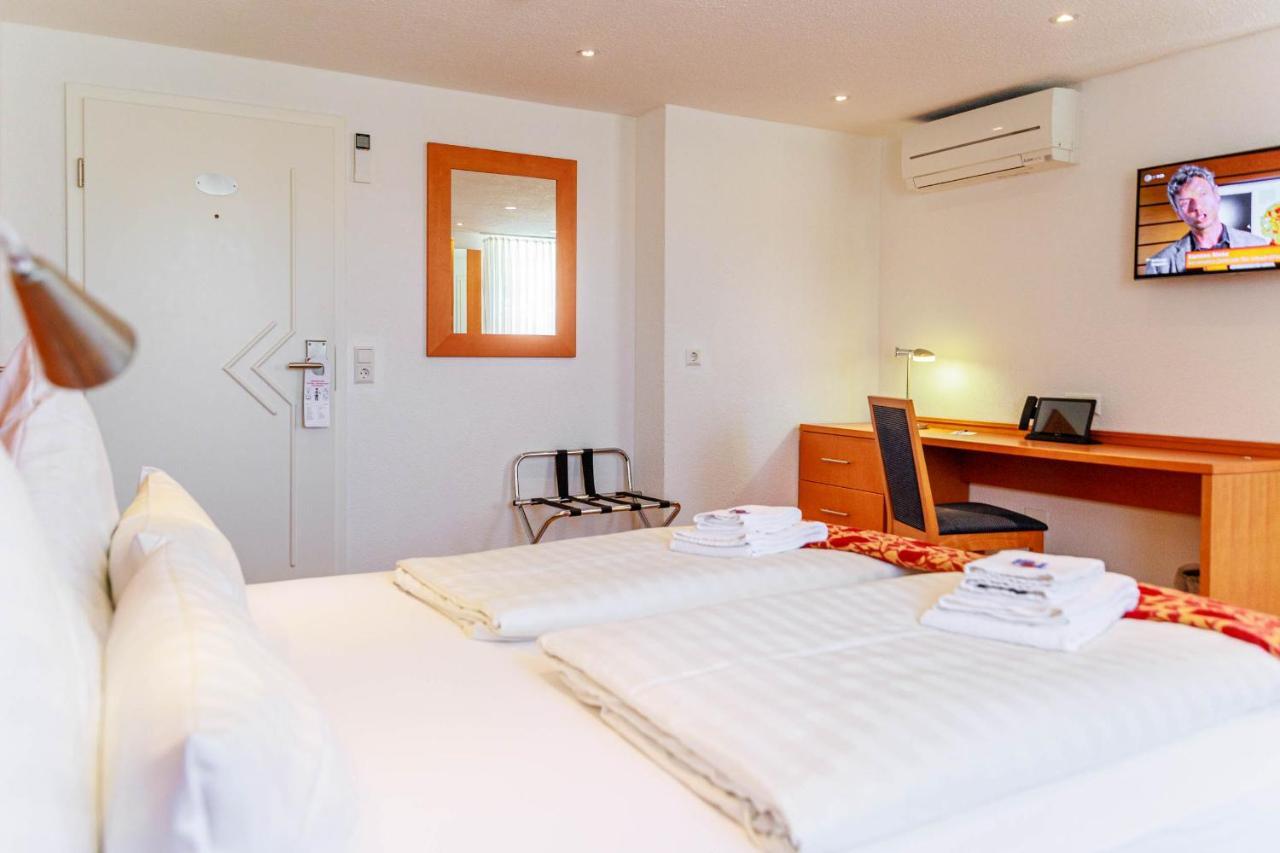 Bodensee-Hotel Kreuz Ульдинген-Мюльхофен Экстерьер фото