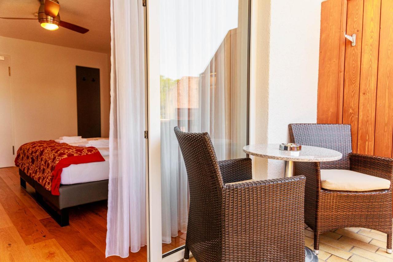 Bodensee-Hotel Kreuz Ульдинген-Мюльхофен Экстерьер фото
