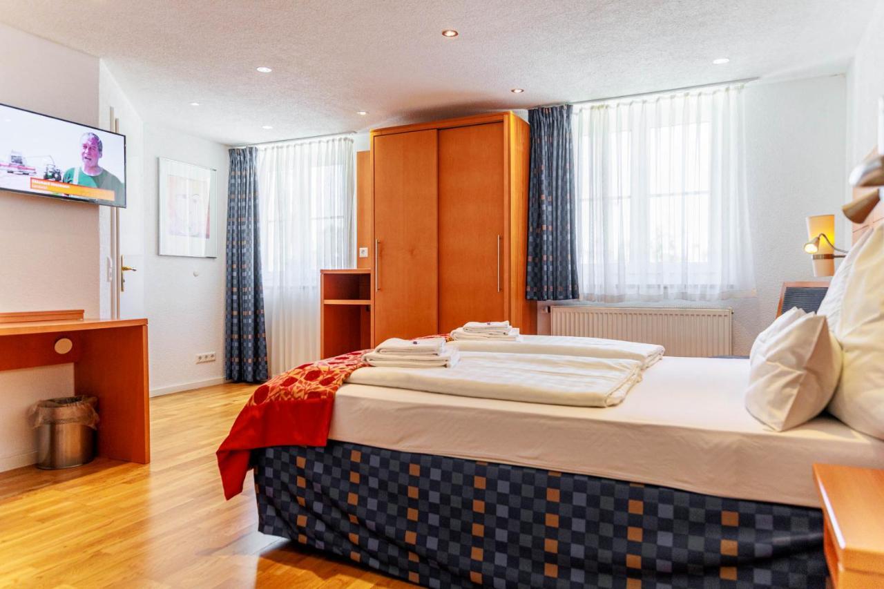 Bodensee-Hotel Kreuz Ульдинген-Мюльхофен Экстерьер фото