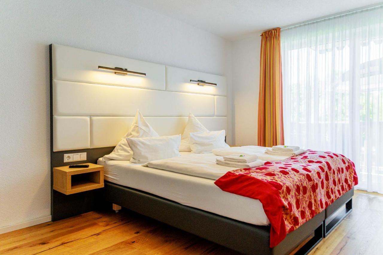 Bodensee-Hotel Kreuz Ульдинген-Мюльхофен Экстерьер фото