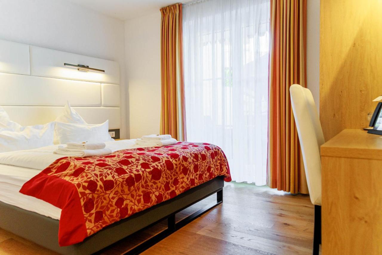Bodensee-Hotel Kreuz Ульдинген-Мюльхофен Экстерьер фото