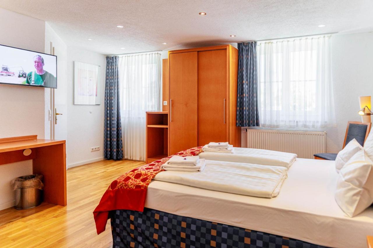 Bodensee-Hotel Kreuz Ульдинген-Мюльхофен Экстерьер фото
