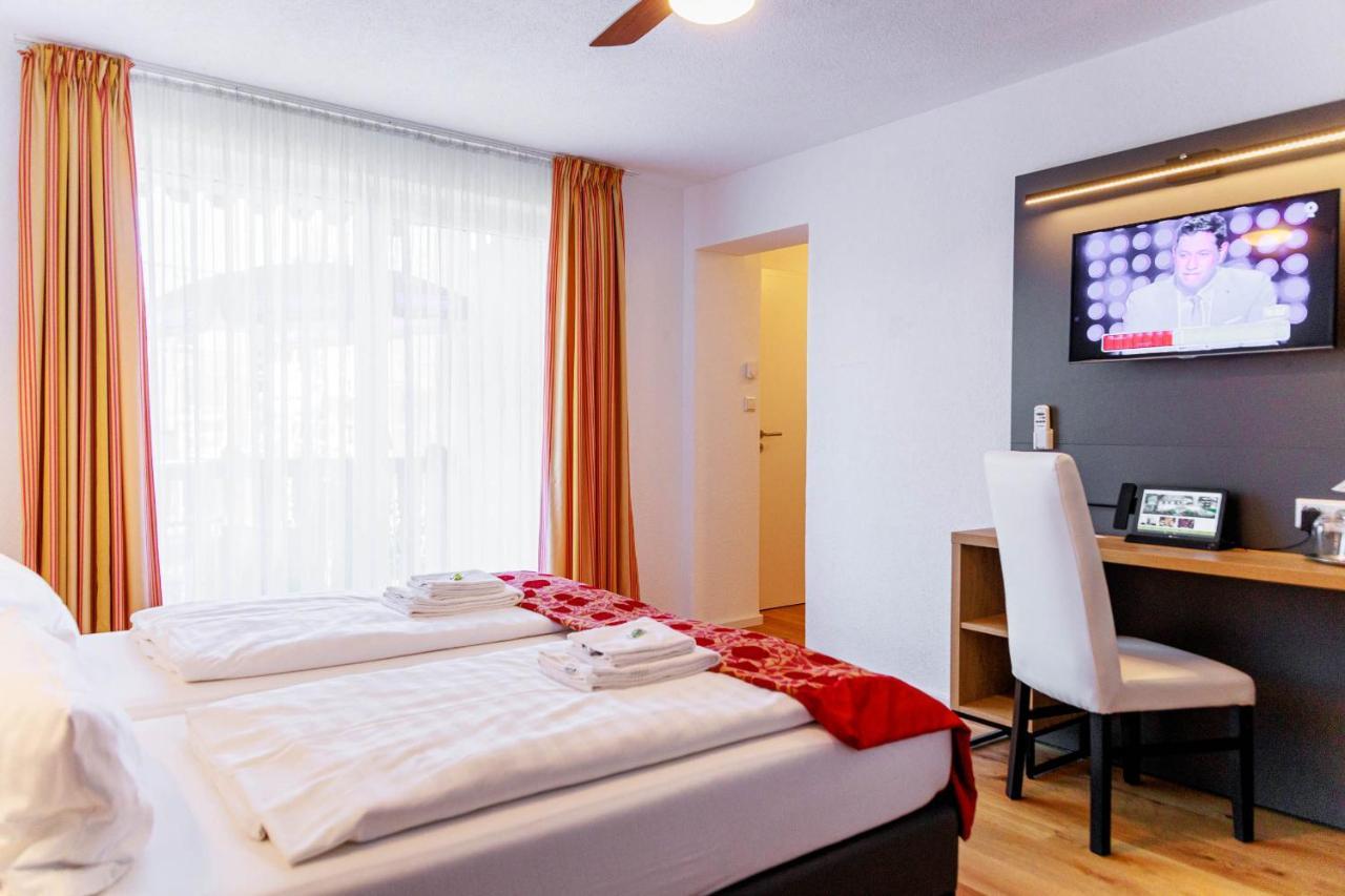 Bodensee-Hotel Kreuz Ульдинген-Мюльхофен Экстерьер фото
