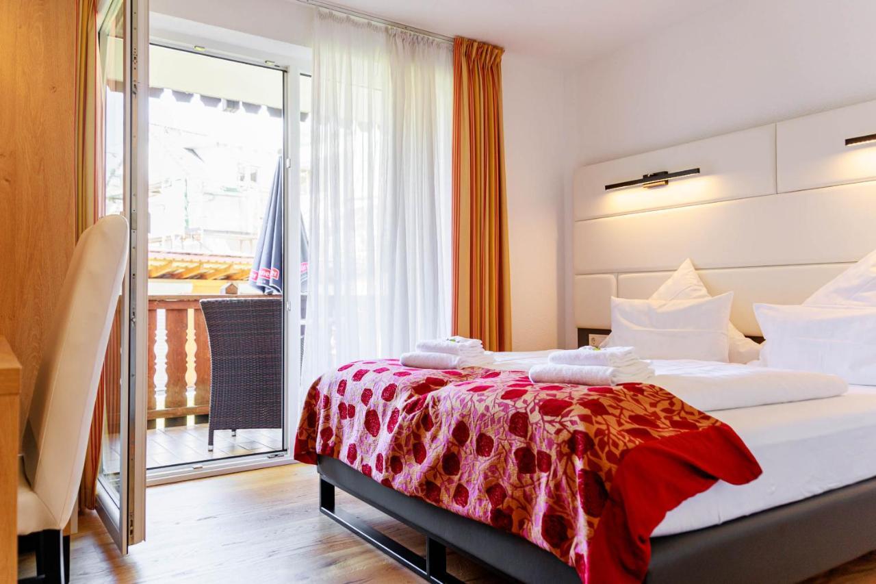 Bodensee-Hotel Kreuz Ульдинген-Мюльхофен Экстерьер фото